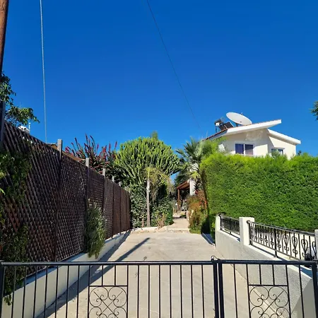 Crystal Coral Bay Villa Peyia