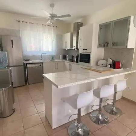 Crystal Coral Bay Villa