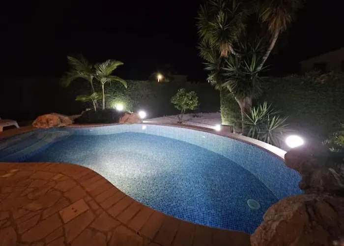 Crystal Coral Bay Villa *